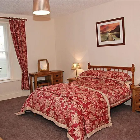 Hall Farm Hotel